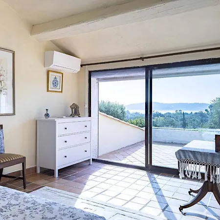 Bouscatiere Villa *